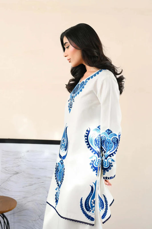 Yumna Embroidered - 3pc