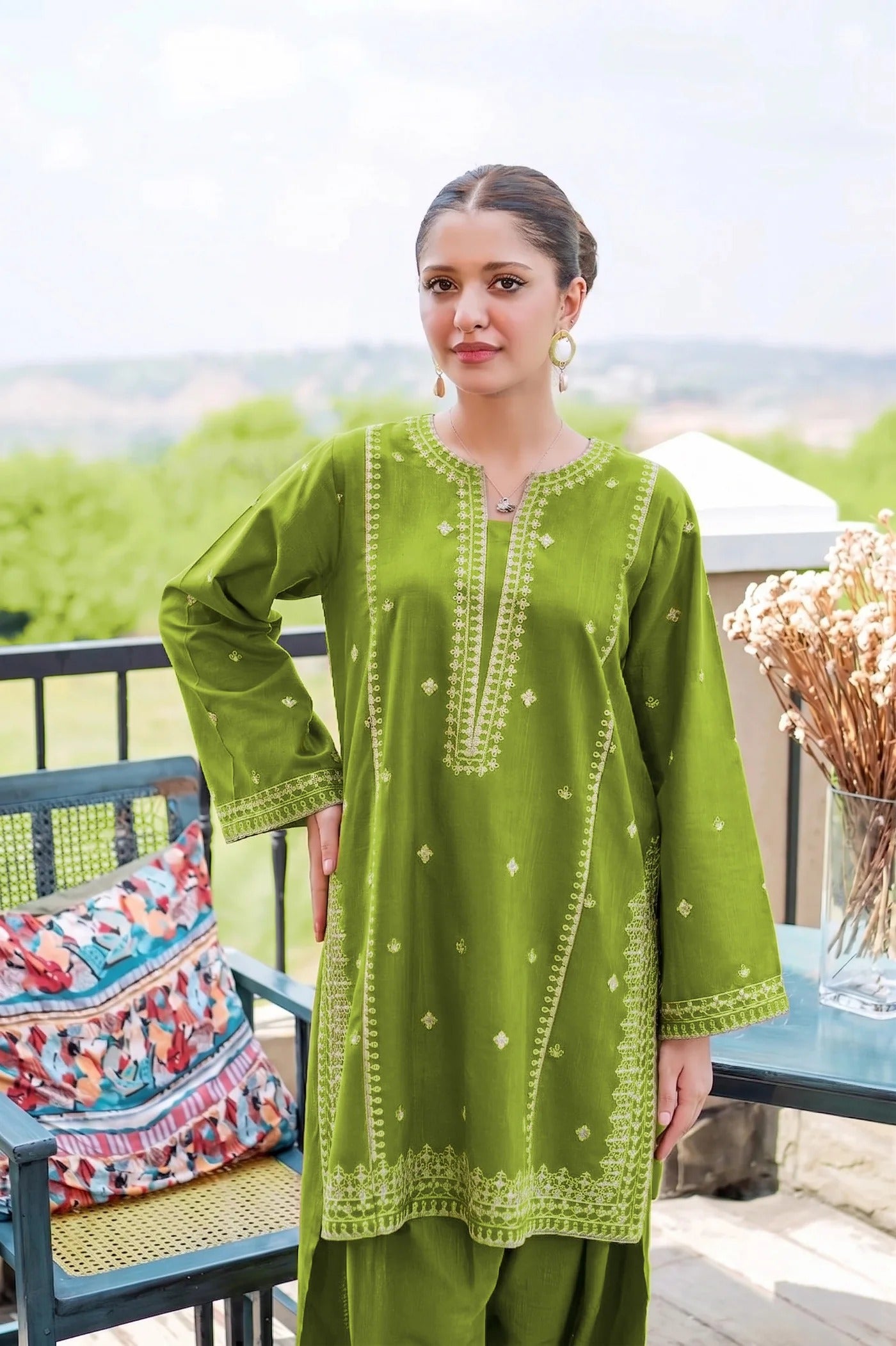 Green Embroidered 2-Piece Cotton Lawn Set