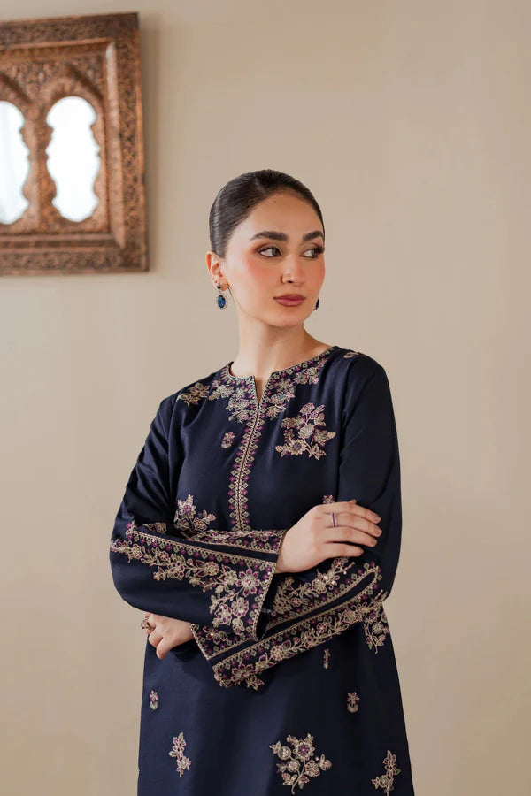 Mehjbeen Embroidered 2pc - Lawn